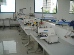 新材料技術(shù)研發(fā) 深圳市龍崗區(qū)時(shí)尚靚穎服裝廠的創(chuàng)新之路